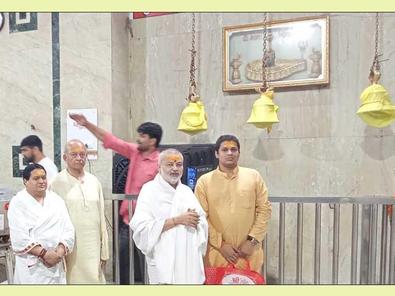Got very good darshan of Bhagwan Mahakaleshwar Ji at Ujjain in Shravan Month. Great blessings. Huge crowed there but moving through very smoothly and is well organised. Devotees also maintain very good discipline.