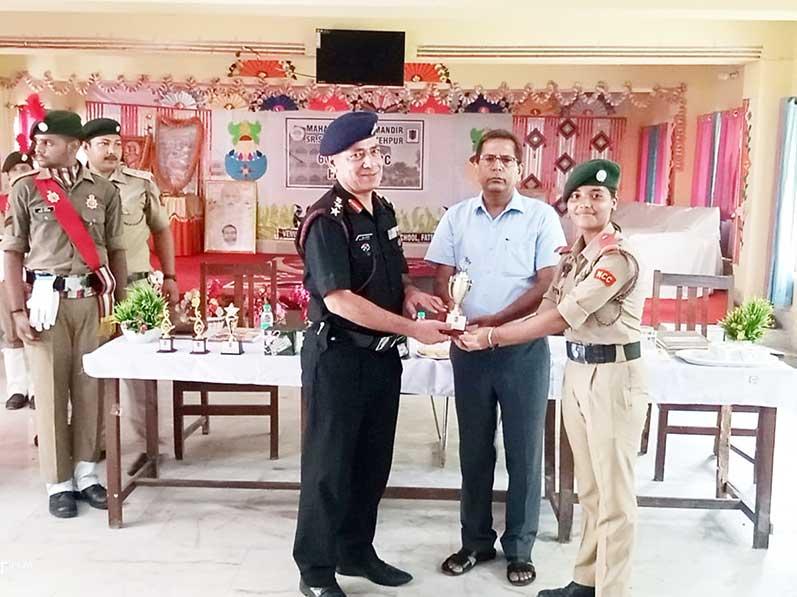 Another photograph of Certificates of NCC 'A' & 'B' distribution organized at Maharishi Vidya Mandir. Fatehpur.