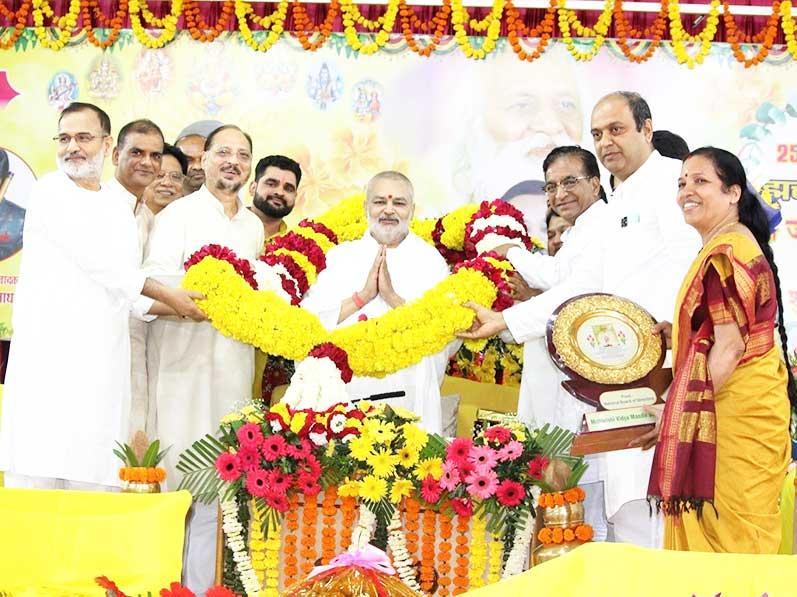 All members of Maharishi Organisations and eminent dignitaries joined the Birthday celebration of Honourable Chairman Brahmachari Girish Ji and wished for his long and prosperous life.
