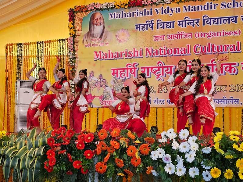 Development of knowledge retention capacity through Transcendental Meditation: Brahmachari Girish
The three-day Maharishi National Cultural Festival of Maharishi Vidya Mandir Group began in Bhopal. Brahmachari Girish Ji, Chairman of Maharishi Vidya Mandir School Group, said on this occasion that The students of Maharishi Vidya Mandir School are different from the students of other schools.