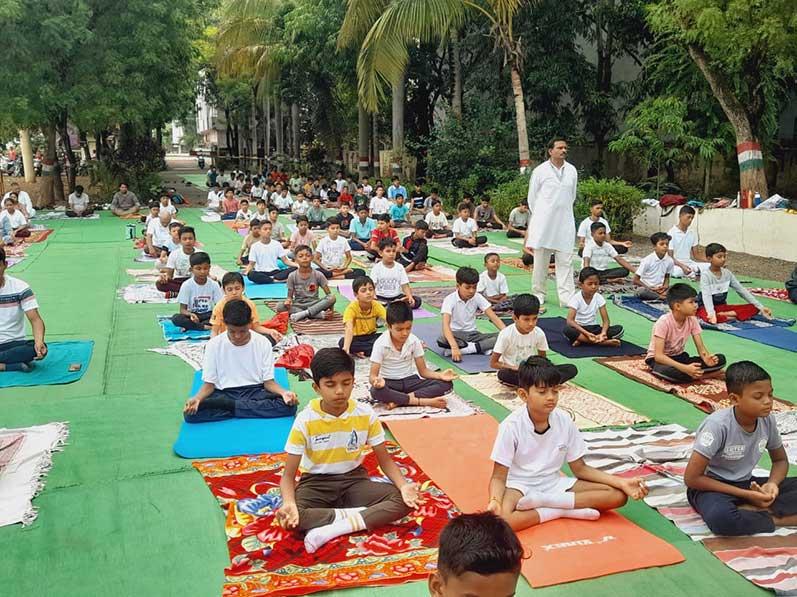 MVM Balaghat: International Yog Day was celebrated at Maharishi Vidya Mandir Balaghat by the students and Staff members with complete involvement