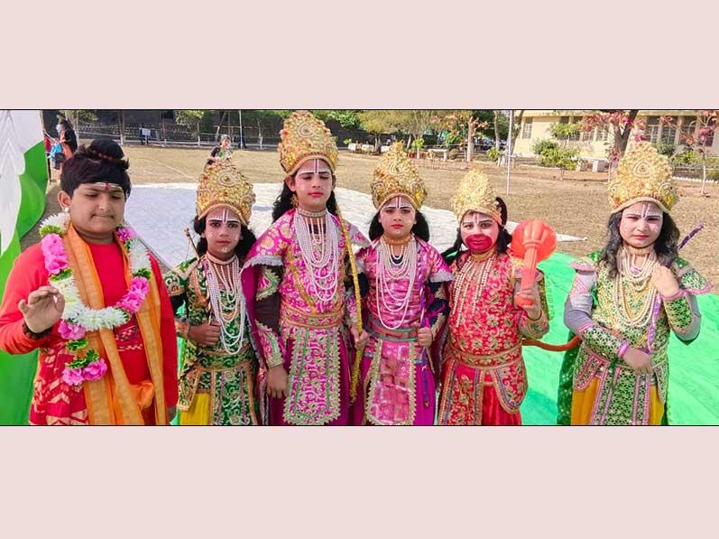 MVM Deri Road Chhatarpur: Annual Function was organized for Junior Wing of Maharishi Vidya Mandir Deri Road Chhatarpur from classes (Nursery-VI).