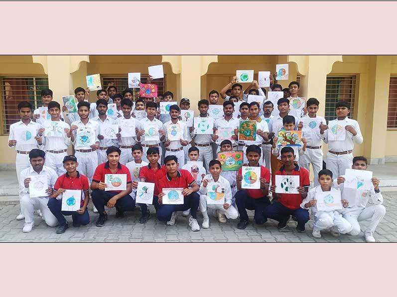 MVM Fatehpur: World Earth Day was celebrated at Maharishi Vidya Mandir Fatehpur with full enthusiasm.