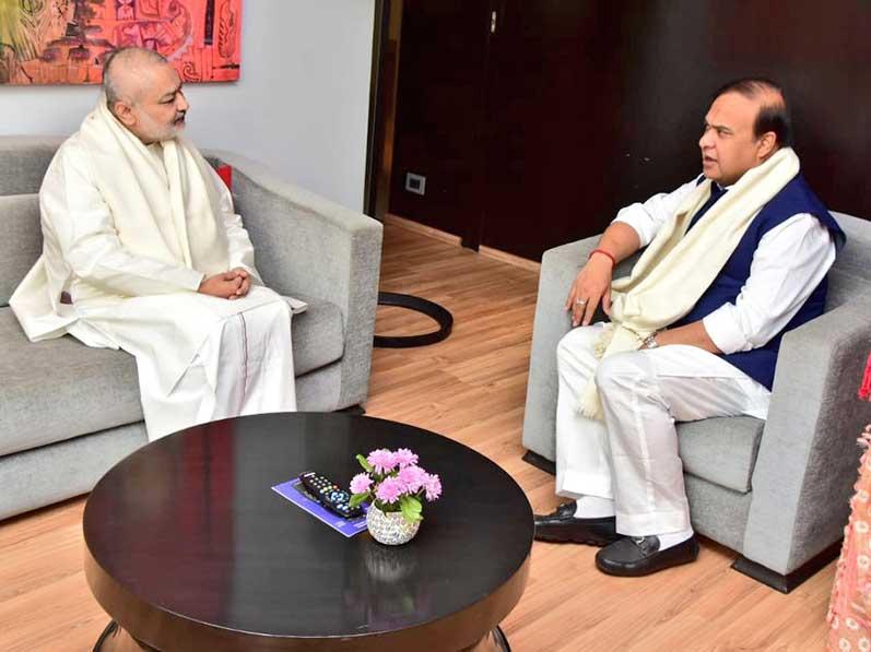 Brahmachari Girish ji and delegation members also met Hon'ble Chief Minister of Assam Shri Himanta Biswa Sarma. Brahmachari Girish Ji has briefed him with all Maharishi Ji's world wide programmes and specially on TM and establishing large groups of TM Siddhi practitioners.