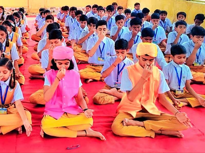 MVM Madan Mahal Jabalpur : International Day of Peace was celebrated at Maharishi Vidya Mandir Madan Mahal Jabalpur on 21st September 2023.