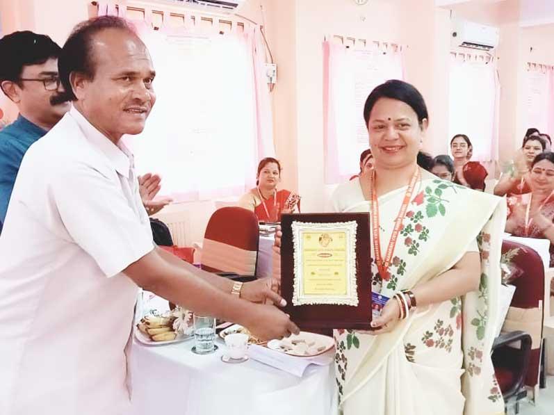 MVM Shahdol : A glimpse from In-service teachers training Programme.