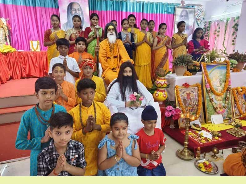 MVM Shahdol: Guru Purnima was celebrated at Maharishi Vidya Mandir Shahdol with full participation from students and teachers.