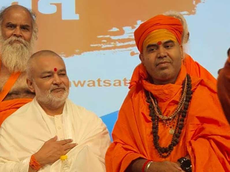 Rudrabhishek was performed in Bhagwan Shri Kashi Vishwanath temple, Varanasi by Shri Kashi Vidwat Parishad, Akhil Bhartiya Sant Samiti, Akhil Bhartiya Akhada Parishad, Ganga Mahasabha in coordination of Swami Jitendranand Saraswati Ji, Mahamantri Ganga Mahasabha and in presence of 1200 Mahatmas from all over India. Got opportunity to perform puja of Bhagwan Kashi Vishwanath Ji and to participate in Rudrabhishek for over 3 hours. Received blessings of many Mahamandaleshwars, Mahants, Sadhu and Saints.