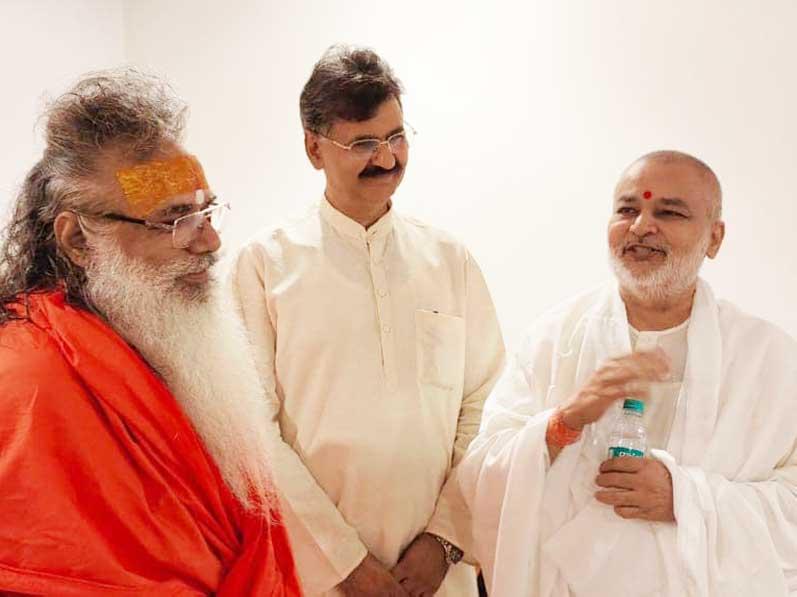 Rudrabhishek was performed in Bhagwan Shri Kashi Vishwanath temple, Varanasi by Shri Kashi Vidwat Parishad, Akhil Bhartiya Sant Samiti, Akhil Bhartiya Akhada Parishad, Ganga Mahasabha in coordination of Swami Jitendranand Saraswati Ji, Mahamantri Ganga Mahasabha and in presence of 1200 Mahatmas from all over India. Got opportunity to perform puja of Bhagwan Kashi Vishwanath Ji and to participate in Rudrabhishek for over 3 hours. Received blessings of many Mahamandaleshwars, Mahants, Sadhu and Saints.